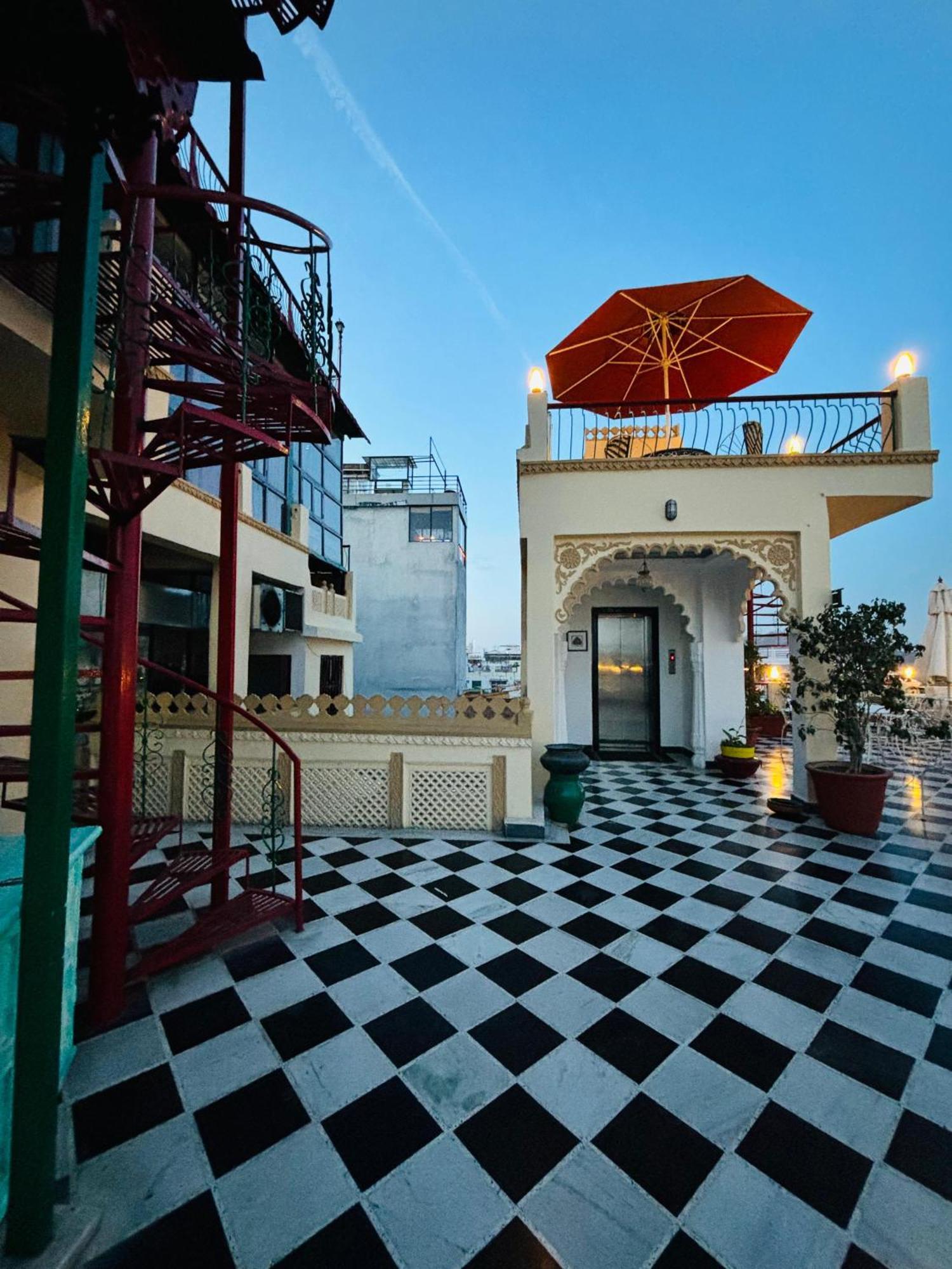 Hotel Mewari Villa Udaipur Exterior photo