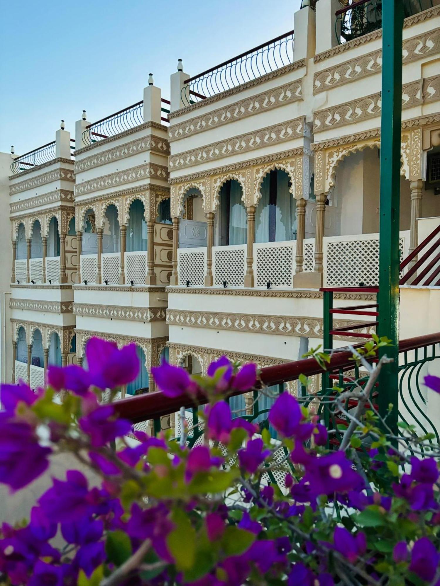 Hotel Mewari Villa Udaipur Exterior photo